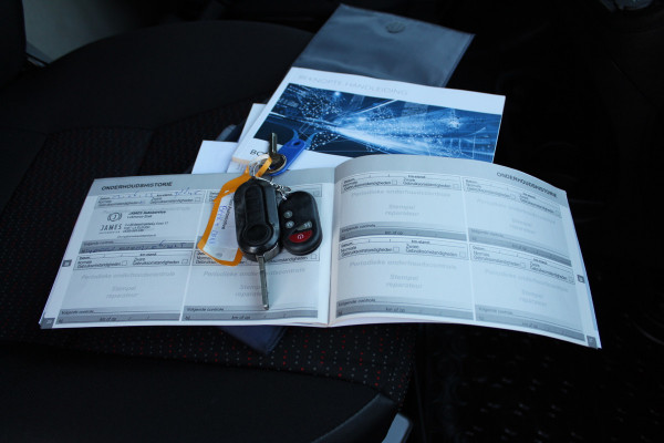 Peugeot Boxer 335 2.0 BlueHDI 130PK Euro6 L2H2 Premium -- werkplaats inrichting --