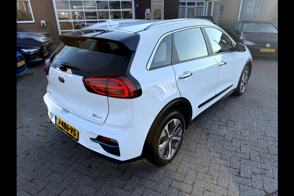 Kia e-Niro DynamicLine 64 kWh 3-Fase, Navi, Camera, Carplay, DAB
