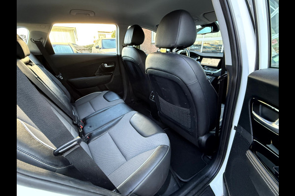 Kia e-Niro DynamicLine 64 kWh 3-Fase, Navi, Camera, Carplay, DAB