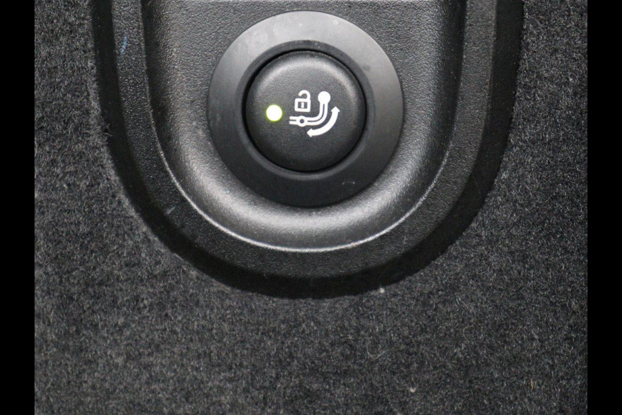 BMW 5 Serie 530e Executive | Leder | Trekhaak | Stoelverwarming | Live Cockpit | Carplay | Achterbankverwarming | Navigatie | Parkeerhulp |