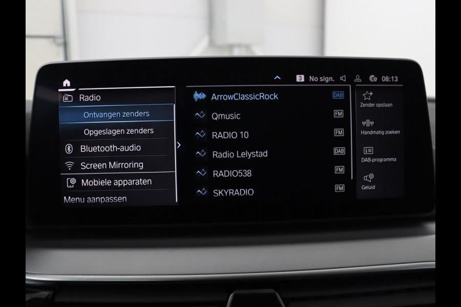 BMW 5 Serie 530e Executive | Leder | Trekhaak | Stoelverwarming | Live Cockpit | Carplay | Achterbankverwarming | Navigatie | Parkeerhulp |