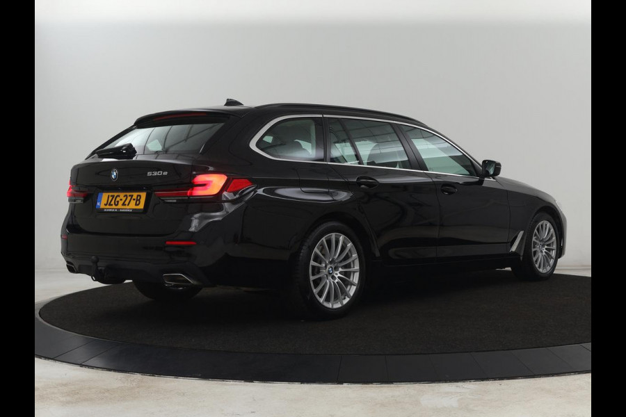 BMW 5 Serie 530e Executive | Leder | Trekhaak | Stoelverwarming | Live Cockpit | Carplay | Achterbankverwarming | Navigatie | Parkeerhulp |