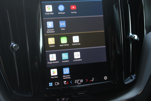 Volvo XC60 T8 455PK Automaat AWD Plus Black Edition Panoramisch schuif-kanteldak / Google infotainment / Adaptieve cruise control / 21" lichtmetalen velgen / Parkeersensoren voor en achter met camera