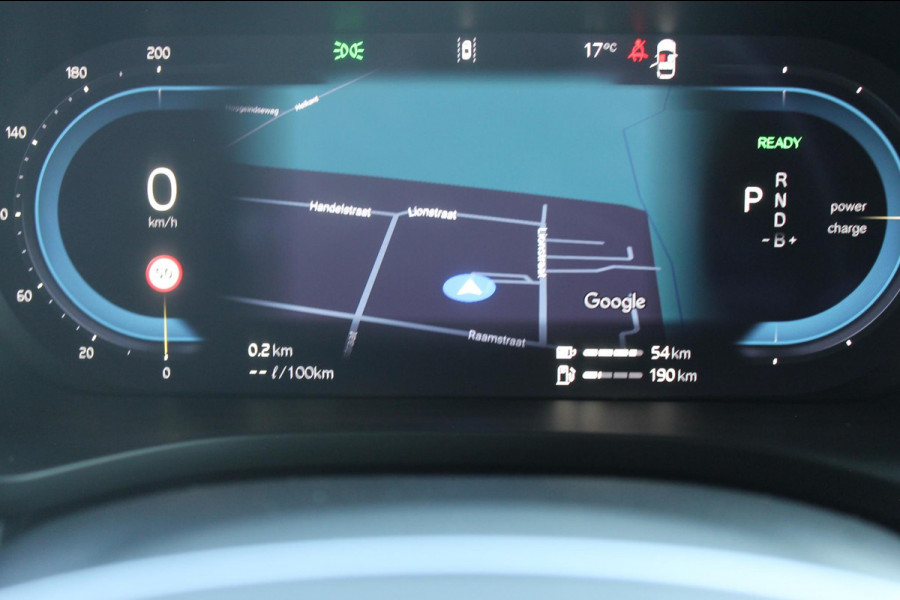 Volvo XC60 T8 455PK Automaat AWD Plus Black Edition Panoramisch schuif-kanteldak / Google infotainment / Adaptieve cruise control / 21" lichtmetalen velgen / Parkeersensoren voor en achter met camera