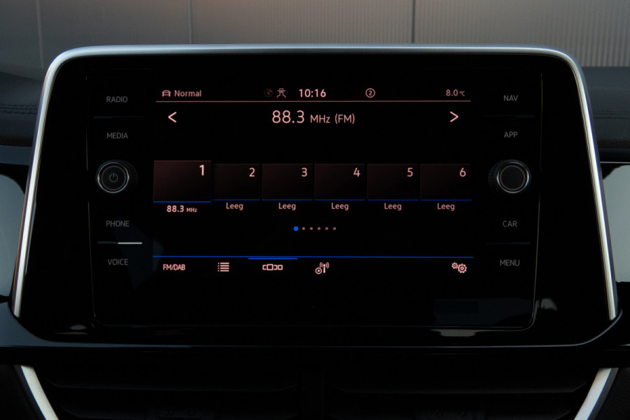 Volkswagen T-Roc 1.0 TSI R-Line Business | CAMERA | STOELVERWARMING | EERSTE EIGENAAR | ACC