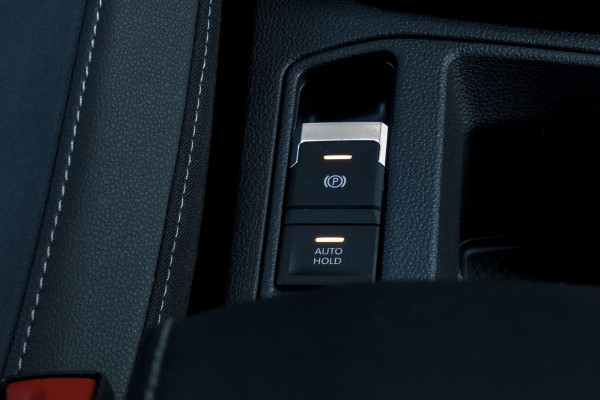 Volkswagen T-Roc 1.0 TSI R-Line Business | CAMERA | STOELVERWARMING | EERSTE EIGENAAR | ACC