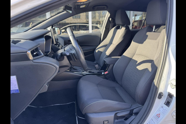 Toyota Corolla Touring Sports 2.0 Hybrid Style | Dodehoekherkenning, Parkeersensoren, Stoel + Stuurverwarming