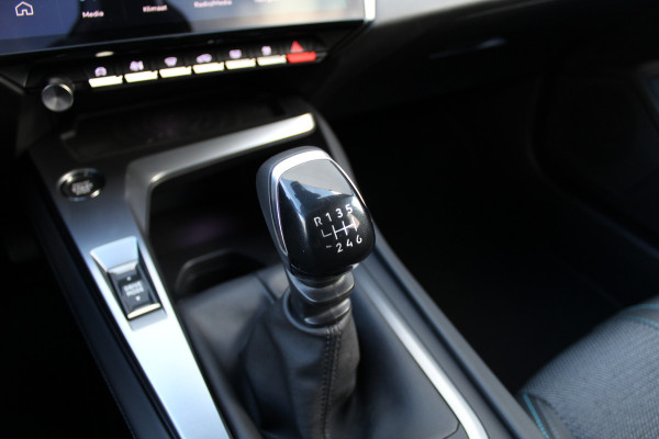 Peugeot 308 SW 1.2 PureTech 130PK Allure | Navigatie | Led | Camera | BLIS | Adaptieve Cruise