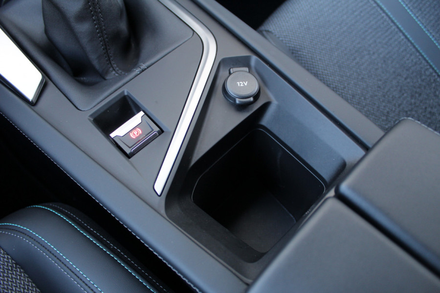 Peugeot 308 SW 1.2 PureTech 130PK Allure | Navigatie | Led | Camera | BLIS | Adaptieve Cruise