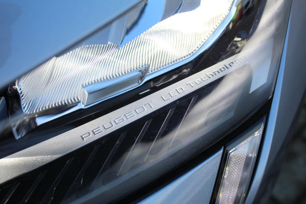 Peugeot 308 SW 1.2 PureTech 130PK Allure | Navigatie | Led | Camera | BLIS | Adaptieve Cruise