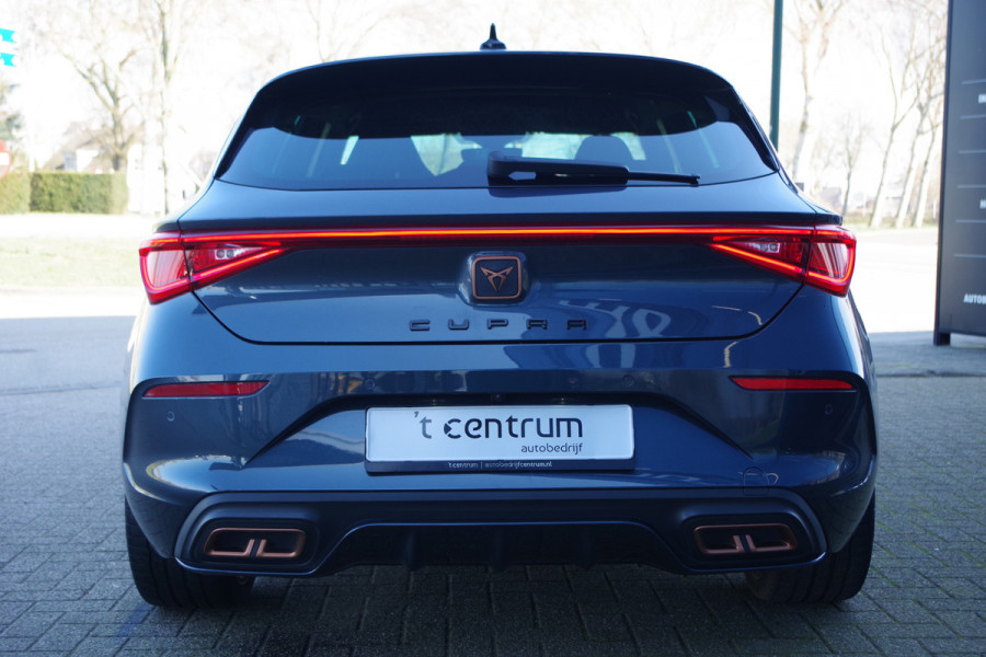 CUPRA Leon 1.4 e-Hybrid VZ 245 PK Adrenaline PHEV, Stuur-Startknop, WInterpakket, Camera, Carplay, 19" LM