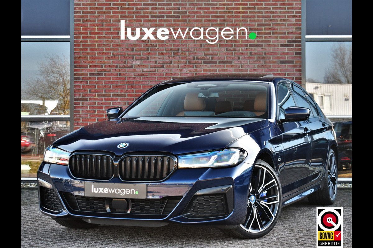 BMW 5 Serie 545e xDrive M-Sport Pano ACC HUD 20inch 360 Laser HiFi Adp-demping