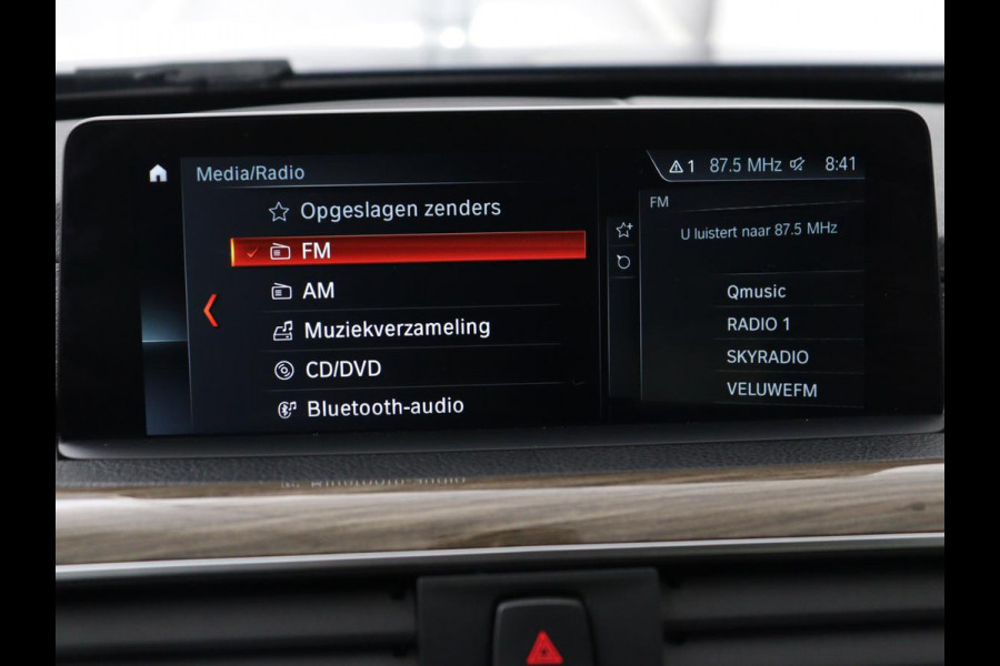 BMW 3 Serie 318i Luxury Edition | Sportstoelen | Leder | Stoelverwarming | Full LED | Navigatie | Parkeerhulp | Cruise control | Climate control | Bluetooth | Origineel NL