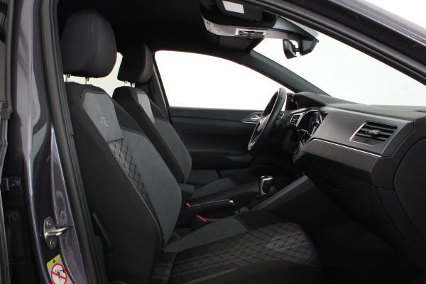 Volkswagen Taigo 1.0 TSI R-Line > 116pk/DSG/Black style pakket/Smoky Gray Metallic...