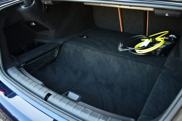 BMW 5 Serie 545e xDrive M-Sport Pano ACC HUD 20inch 360 Laser HiFi Adp-demping