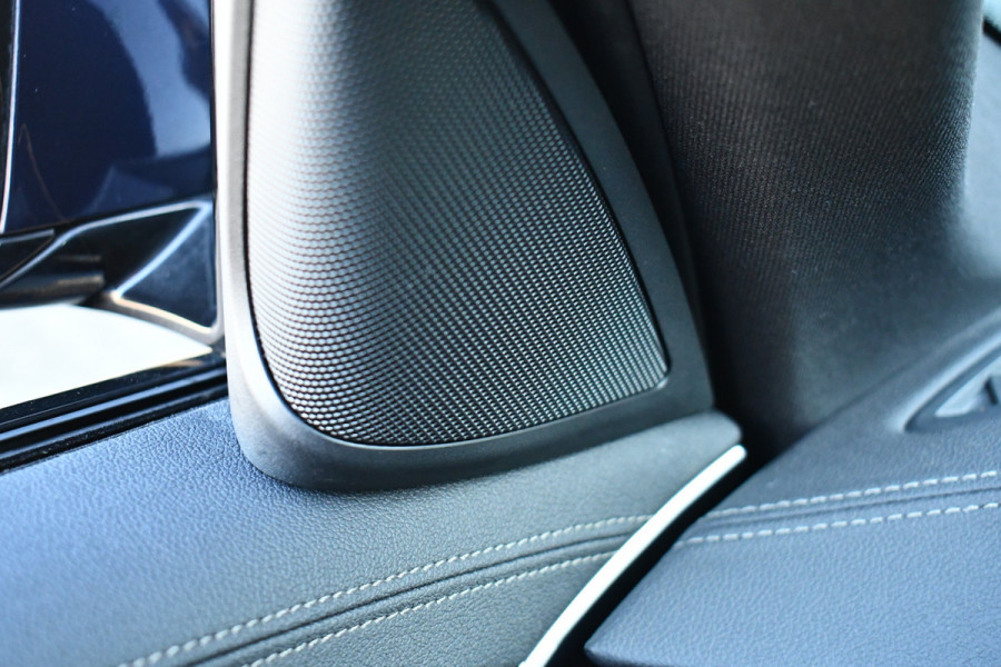 BMW 5 Serie 545e xDrive M-Sport Pano ACC HUD 20inch 360 Laser HiFi Adp-demping