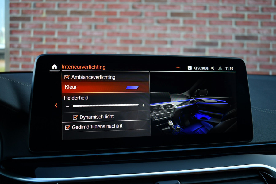 BMW 5 Serie 545e xDrive M-Sport Pano ACC HUD 20inch 360 Laser HiFi Adp-demping