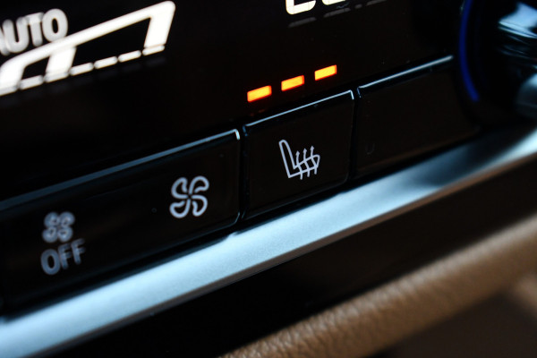 BMW 5 Serie 545e xDrive M-Sport Pano ACC HUD 20inch 360 Laser HiFi Adp-demping