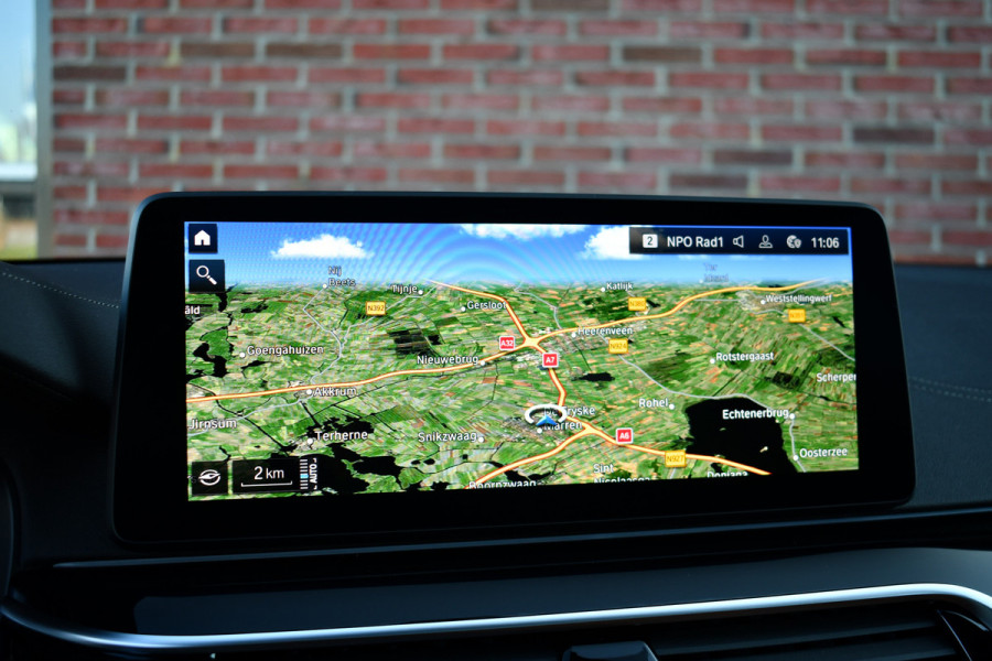 BMW 5 Serie 545e xDrive M-Sport Pano ACC HUD 20inch 360 Laser HiFi Adp-demping