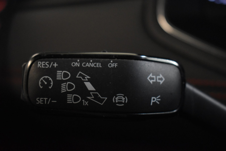 Seat Ibiza TSI 115PK FR-LINE SPORT LEDER/VIRTUAL/LED