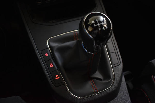 Seat Ibiza TSI 115PK FR-LINE SPORT LEDER/VIRTUAL/LED