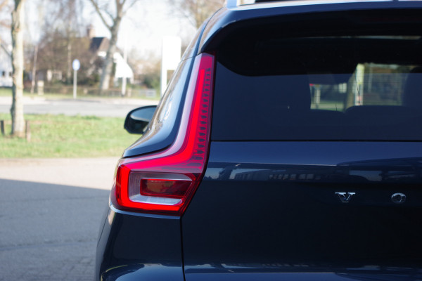 Volvo XC40 1.5 T5 Recharge 262 PK PHEV Inscription, Leder, Panoramadak, Winterpakket