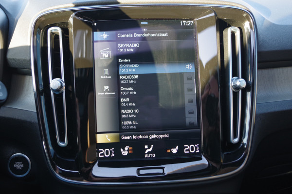 Volvo XC40 1.5 T5 Recharge 262 PK PHEV Inscription, Leder, Panoramadak, Winterpakket