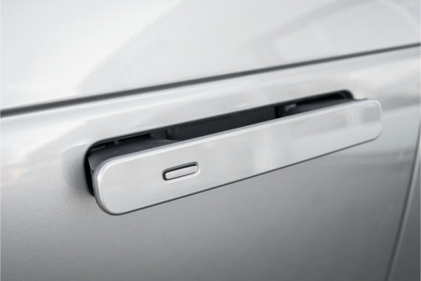 Land Rover Range Rover Velar 2.0 P400e Edition Pano ACC Meridian 360°