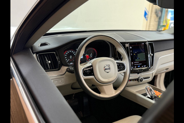 Volvo XC60 2.0 T6 Plug-in AWD Inscription | VOL! | Pano | Luchtvering | Trekhaak | Xenium Pakket | Int.Safe PRO Pakket | HUD | NAP