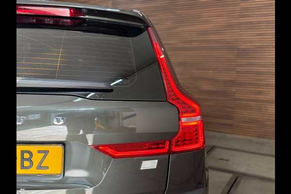Volvo XC60 2.0 T6 Plug-in AWD Inscription | VOL! | Pano | Luchtvering | Trekhaak | Xenium Pakket | Int.Safe PRO Pakket | HUD | NAP