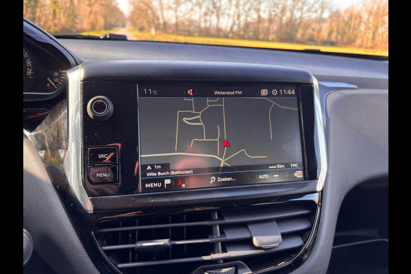 Peugeot 208 1.2 PureTech Signature | Cruise + Navi + " 151.000 " KM NAP |