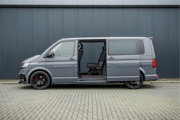 Volkswagen Transporter Caravelle | Automaat | Led | Camera | Carplay | Navi | Zijschuifdeur R+L | Adapt.Cruise | Trekhaak