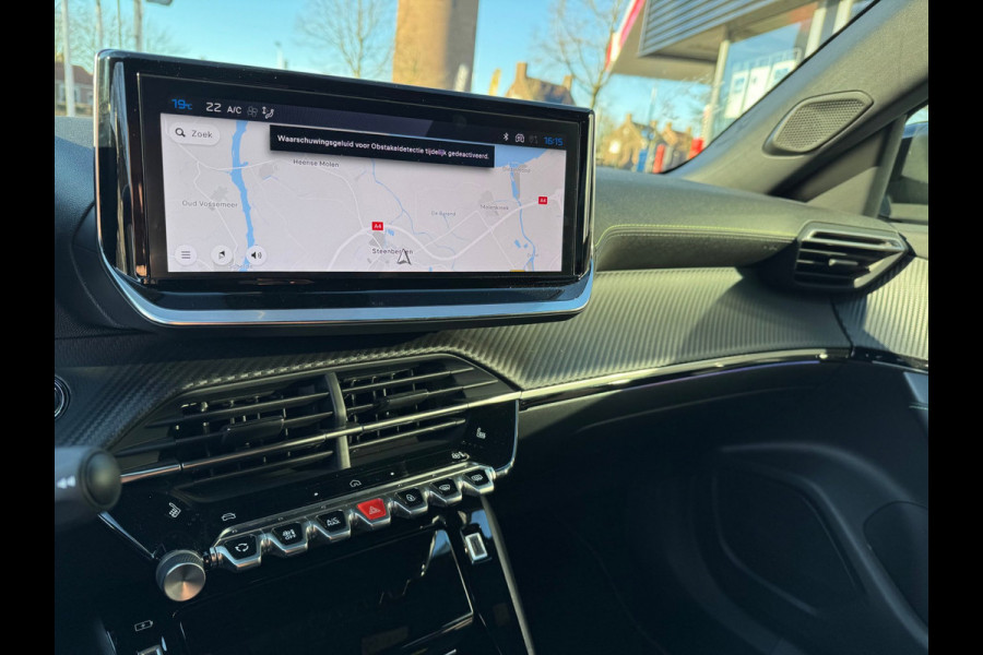 Peugeot 2008 1.2 Hybrid 136 GT Elektr bed. voorstoel / Alcantara / 360 camera / Navi / Stoelverwarming / Keyless