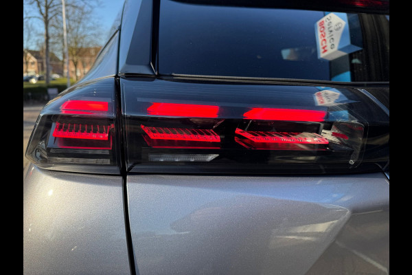 Peugeot 2008 1.2 Hybrid 136 GT Elektr bed. voorstoel / Alcantara / 360 camera / Navi / Stoelverwarming / Keyless