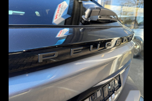 Peugeot 2008 1.2 Hybrid 136 GT Elektr bed. voorstoel / Alcantara / 360 camera / Navi / Stoelverwarming / Keyless