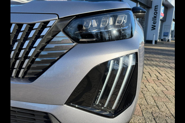 Peugeot 2008 1.2 Hybrid 136 GT Elektr bed. voorstoel / Alcantara / 360 camera / Navi / Stoelverwarming / Keyless