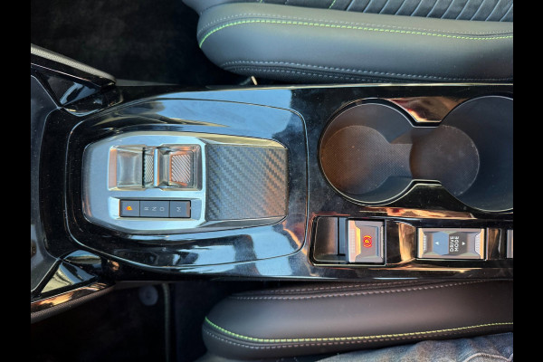 Peugeot 2008 1.2 Hybrid 136 GT Elektr bed. voorstoel / Alcantara / 360 camera / Navi / Stoelverwarming / Keyless