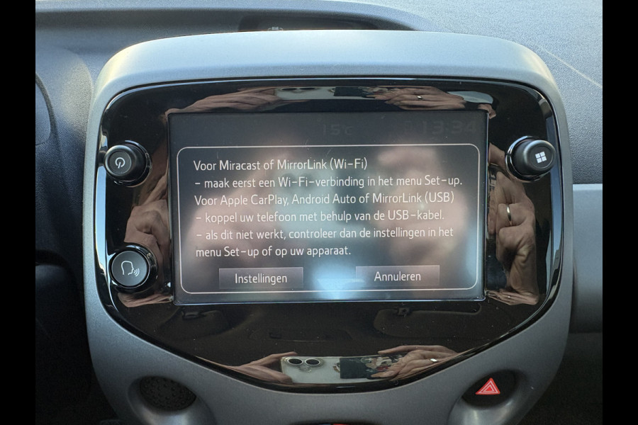 Toyota Aygo 1.0 VVT-i X-Play 5-drs. CAMERA/CARPLAY/LIMITER/AIRCO/MEDIA