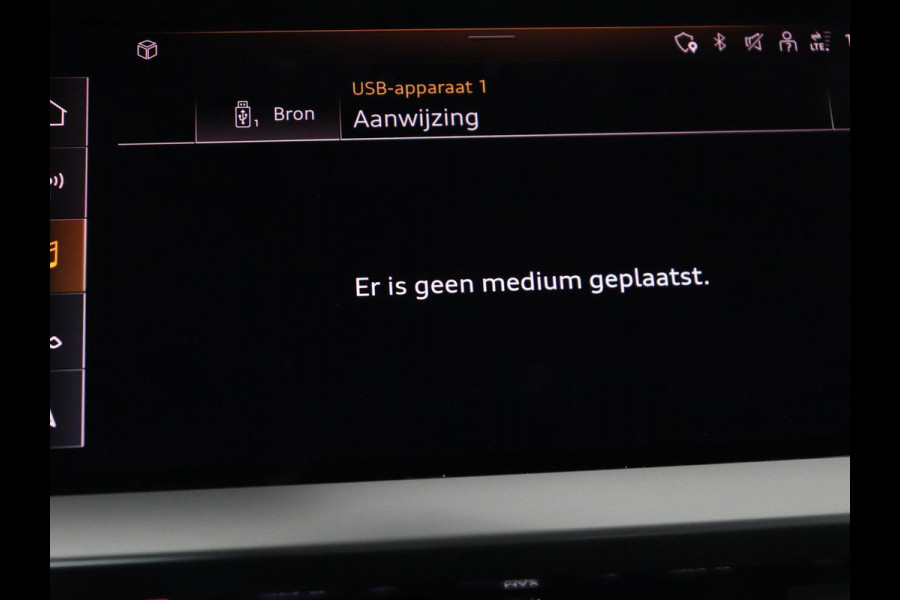 Audi A3 35 TFSI Pro Line | Leder | Stoelverwarming | Park Assist | Virtual Cockpit | Carplay | Audi Sound | Climate control | Full LED | DAB | Cruise control