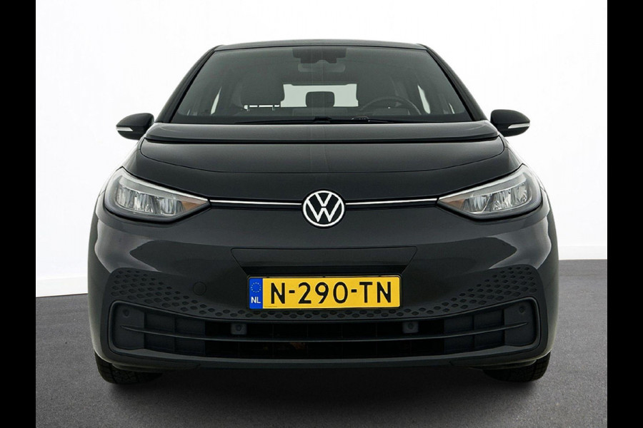 Volkswagen ID.3 Pro 58 kWh Navigatie Apple Carplay/Android Auto Camera Parkeersensoren Adaptive Cruise Control Full LED Matrix Stoel- en stuurverwarming Lichtmetalen velgen Climate Control