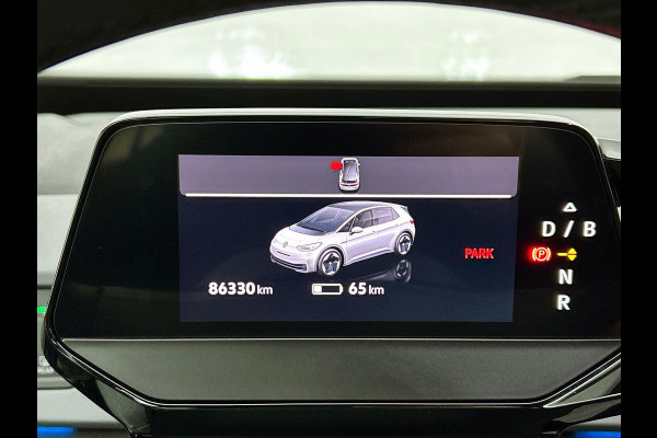 Volkswagen ID.3 Pro 58 kWh Navigatie Apple Carplay/Android Auto Camera Parkeersensoren Adaptive Cruise Control Full LED Matrix Stoel- en stuurverwarming Lichtmetalen velgen Climate Control