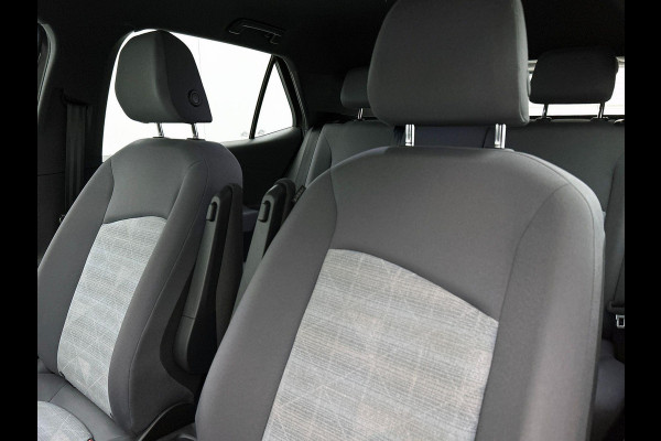 Volkswagen ID.3 Pro 58 kWh Navigatie Apple Carplay/Android Auto Camera Parkeersensoren Adaptive Cruise Control Full LED Matrix Stoel- en stuurverwarming Lichtmetalen velgen Climate Control