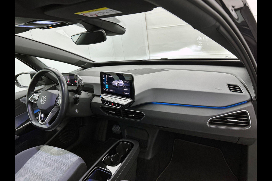 Volkswagen ID.3 Pro 58 kWh Navigatie Apple Carplay/Android Auto Camera Parkeersensoren Adaptive Cruise Control Full LED Matrix Stoel- en stuurverwarming Lichtmetalen velgen Climate Control