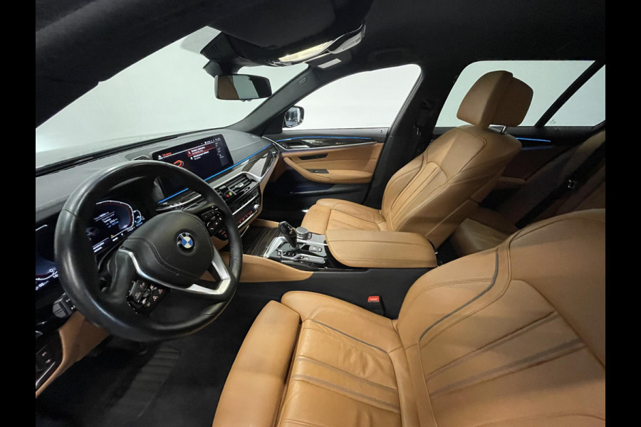 BMW 5 Serie Touring 530e Business Edition Plus 292 PK Aut. Leder Navi Carplay Cruise Control Full LED PDC VA + Camera