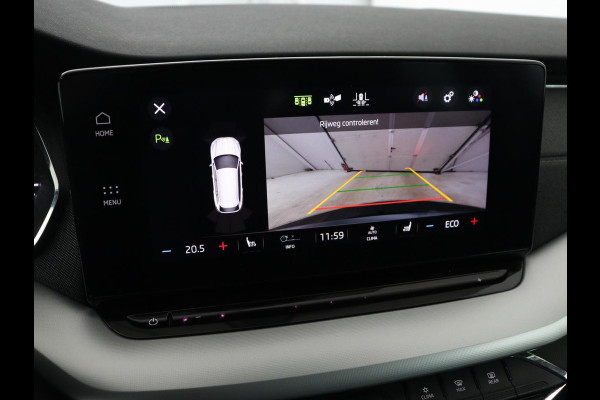 Škoda Octavia 1.4 TSI iV PHEV Business Edition Plus | Stoelverwarming | Trekhaak | Camera | Adaptive cruise | Carplay | Sfeerverlichting | Navigatie | Side Assist | Stuurverwarming | Plug In