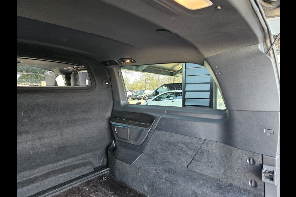 Mercedes-Benz V-Klasse 300d 4-MATIC Extra Lang DC Avantgarde | LED | ACC | Leder | Stoelverwarming | Burmester | App-connect | Trekhaak | LMV 19" | 360 Camera | Lane Assist | Schuifdeuren elektrisch |