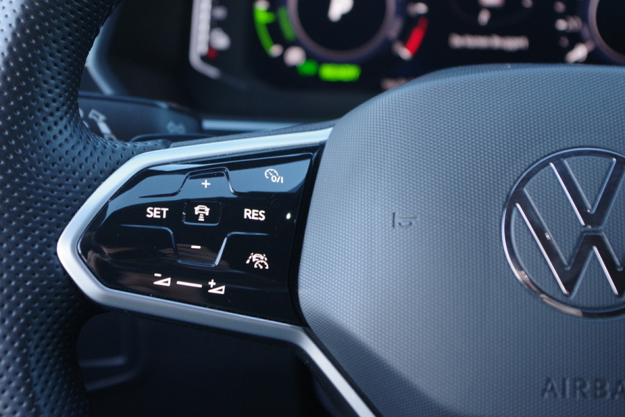 Volkswagen Tiguan 1.4 TSI eHybrid 245 PK R-Line BNS+ PHEV, Adap. Cruise Control, Camera, Carplay