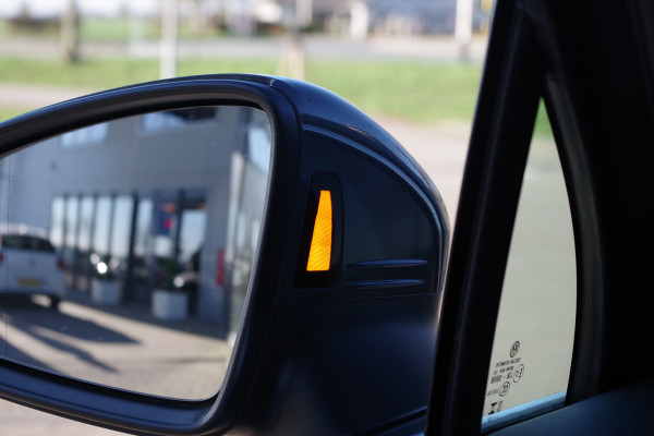 Volkswagen Tiguan 1.4 TSI eHybrid 245 PK R-Line BNS+ PHEV, Adap. Cruise Control, Camera, Carplay