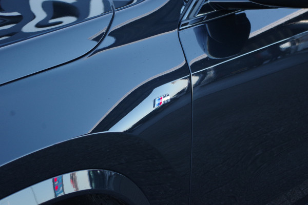 BMW X1 sDrive20i 170 PK M-Sport, Panoramadak, Adap. Cruise Control, Kuipstoelen, LED