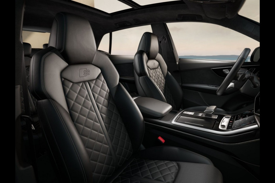 Audi Q8 Q8 3xS-LINE 23 inch soft close RS ruit leer head-up trekhaak